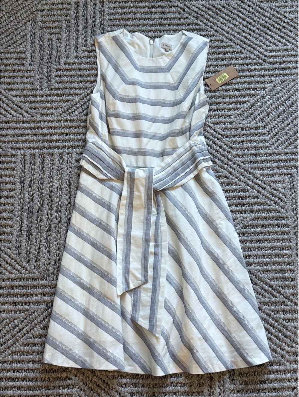 CREMIEUX Women's Striped Sleeveless Dress with Waist Tie Size 4